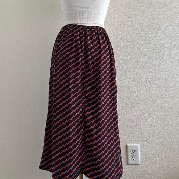 handmade navy blue orange satin chevron print midi skirt - Picture 4 of 7